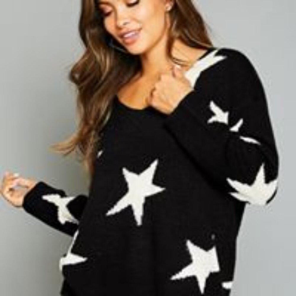 Peach Love California Navy and White Stars Sweater NWT Medium